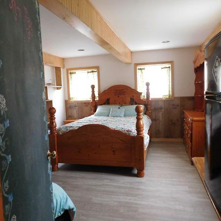 No View Farm Bed & Breakfast Rumford Bagian luar foto
