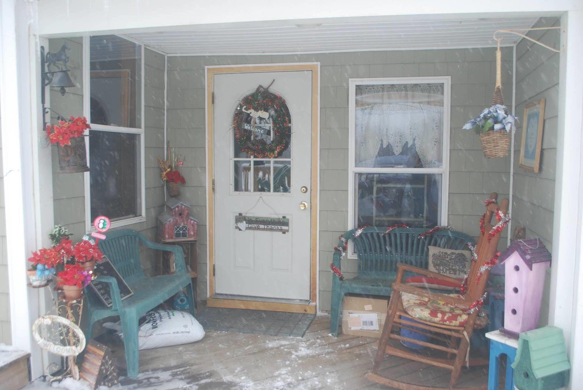 No View Farm Bed & Breakfast Rumford Bagian luar foto