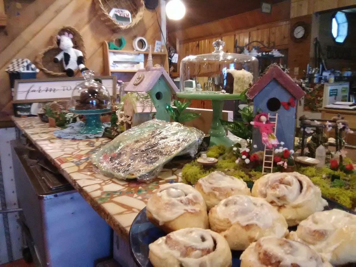 No View Farm Bed & Breakfast Rumford Bagian luar foto